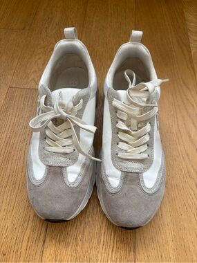 Tory Burch White and Light Tan Suede-Trim Sneakers